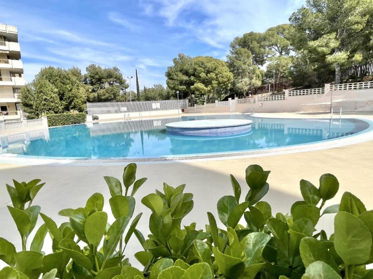 Luminoso Apartamento En Salou Con Terraza Y Parque Infantil Ideal Familias Екстериор снимка