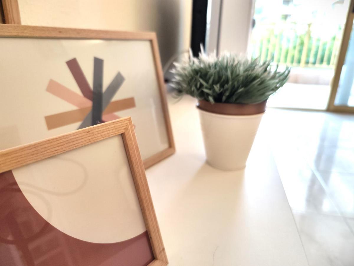 Luminoso Apartamento En Salou Con Terraza Y Parque Infantil Ideal Familias Екстериор снимка