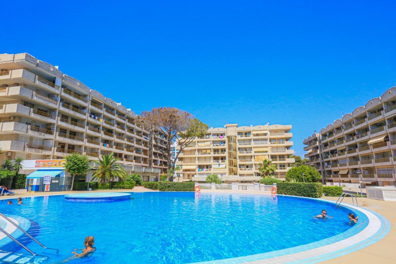 Luminoso Apartamento En Salou Con Terraza Y Parque Infantil Ideal Familias Екстериор снимка