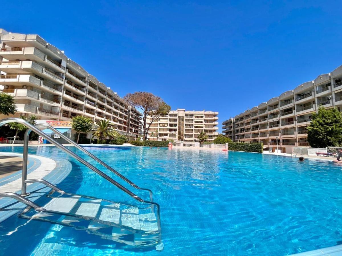 Luminoso Apartamento En Salou Con Terraza Y Parque Infantil Ideal Familias Екстериор снимка